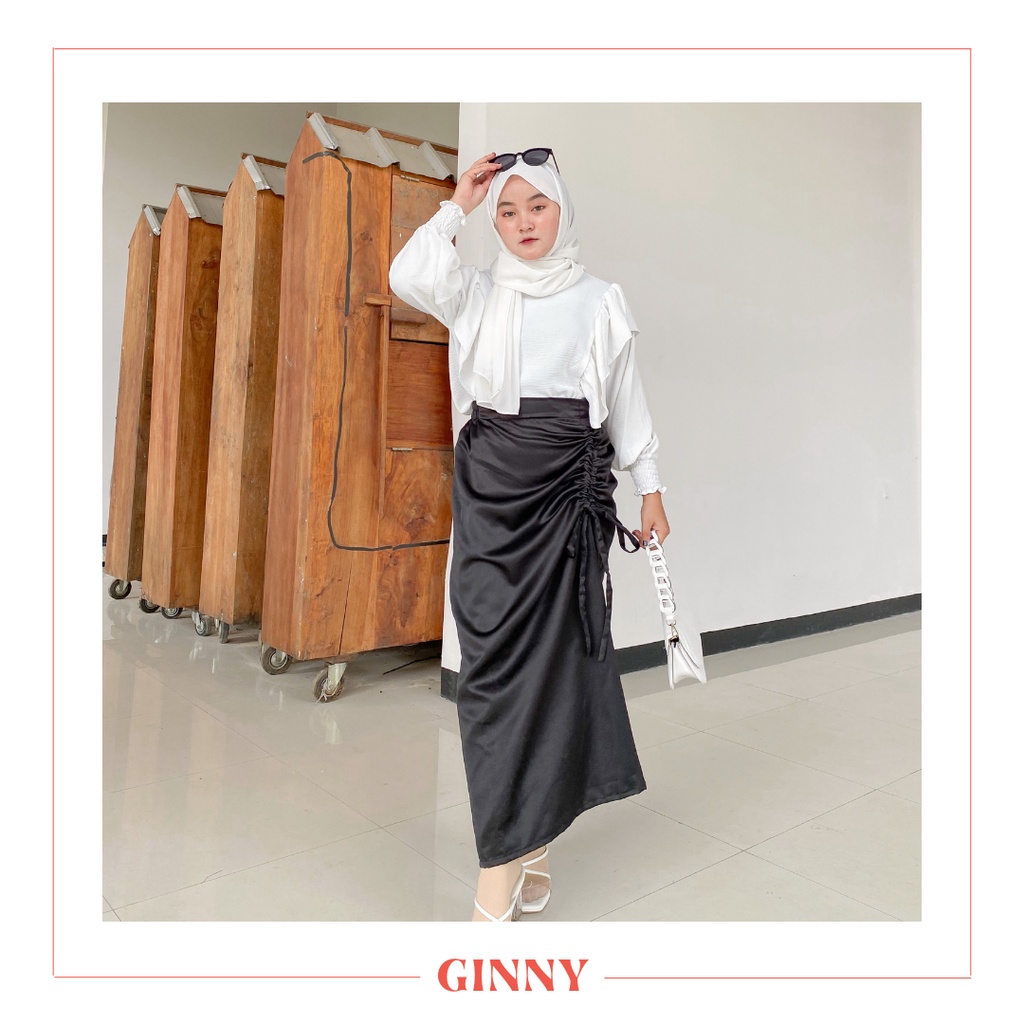 Sri Skirt | Women's Modern Plain Drawstring Kebaya Skirt | Bawahan Rok Kebaya Kain Satin Serut Polos Wanita | GINNY-Black