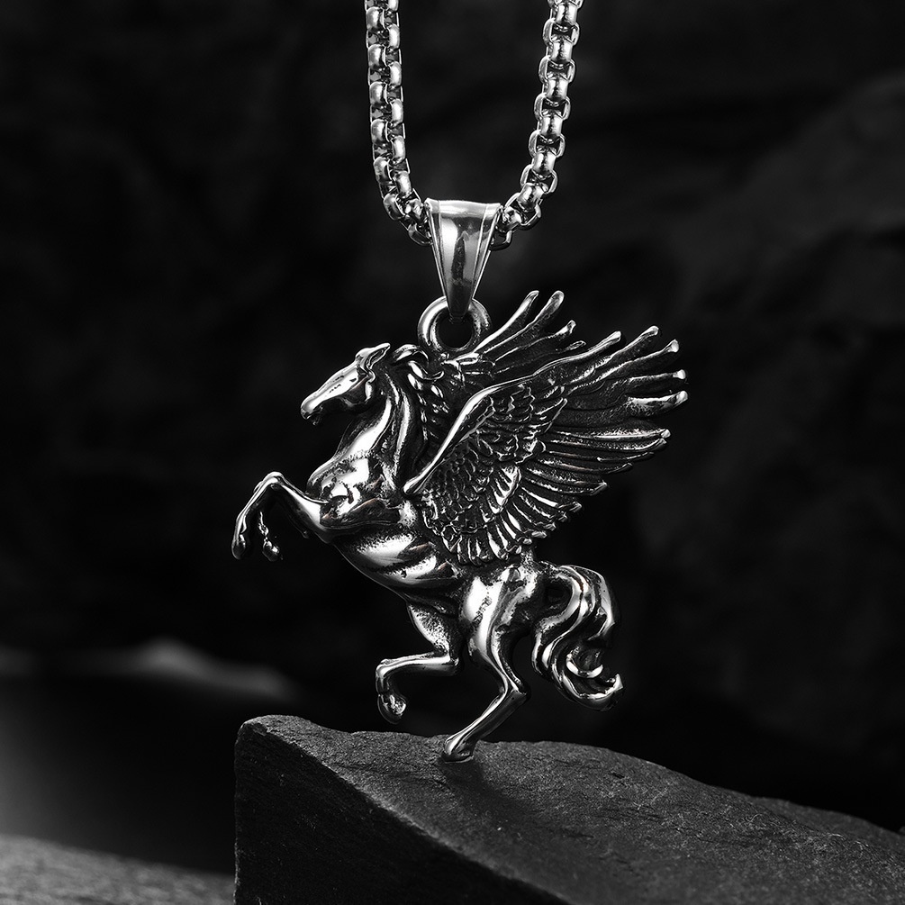 Kalung Liontin unicorn Bahan titanium steel Gaya Retro hipster Untuk Pria Dan Wanita