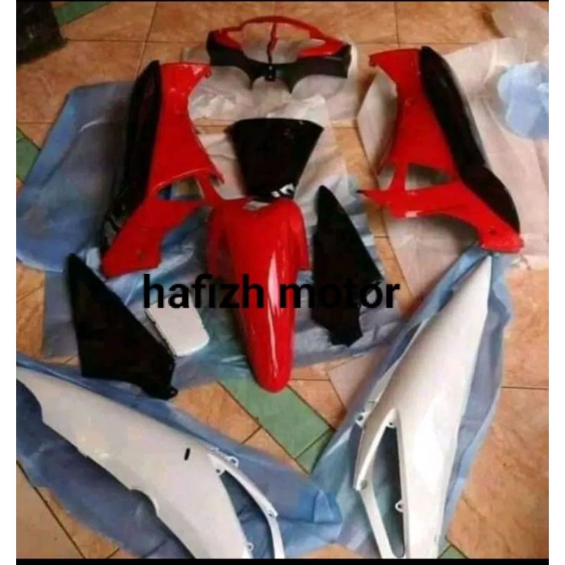 Body halus warna merah putih Supra x 125 lama