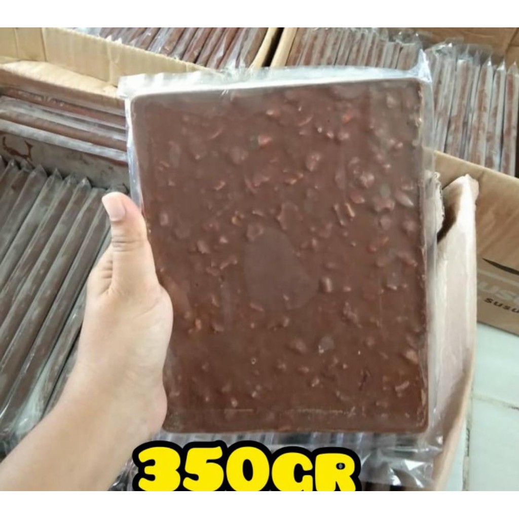 

COKLAT dan GREENTEA BLOK SILVERQUEEN MIX TAKE IT 350GRAM