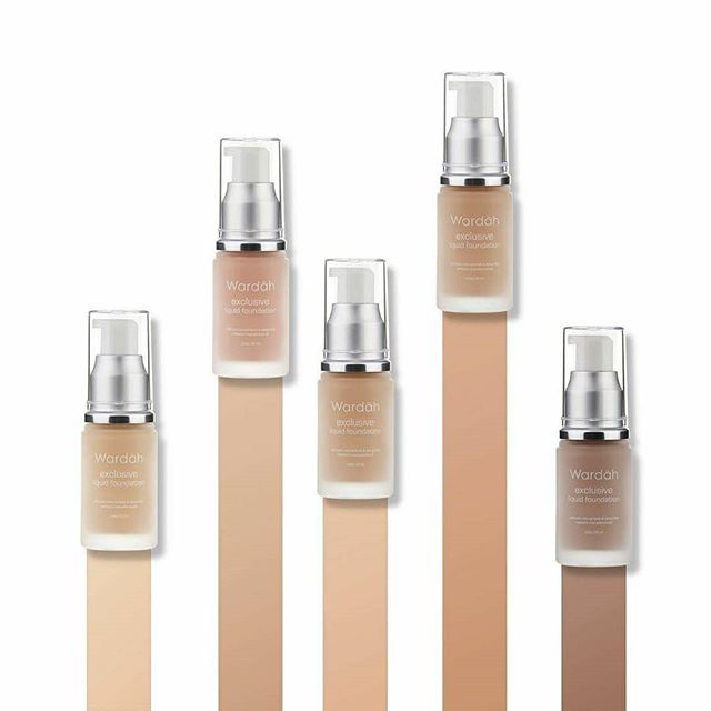 Wardah Exclusive Liquid Foundation Spf 30 isi Netto 20 ml.