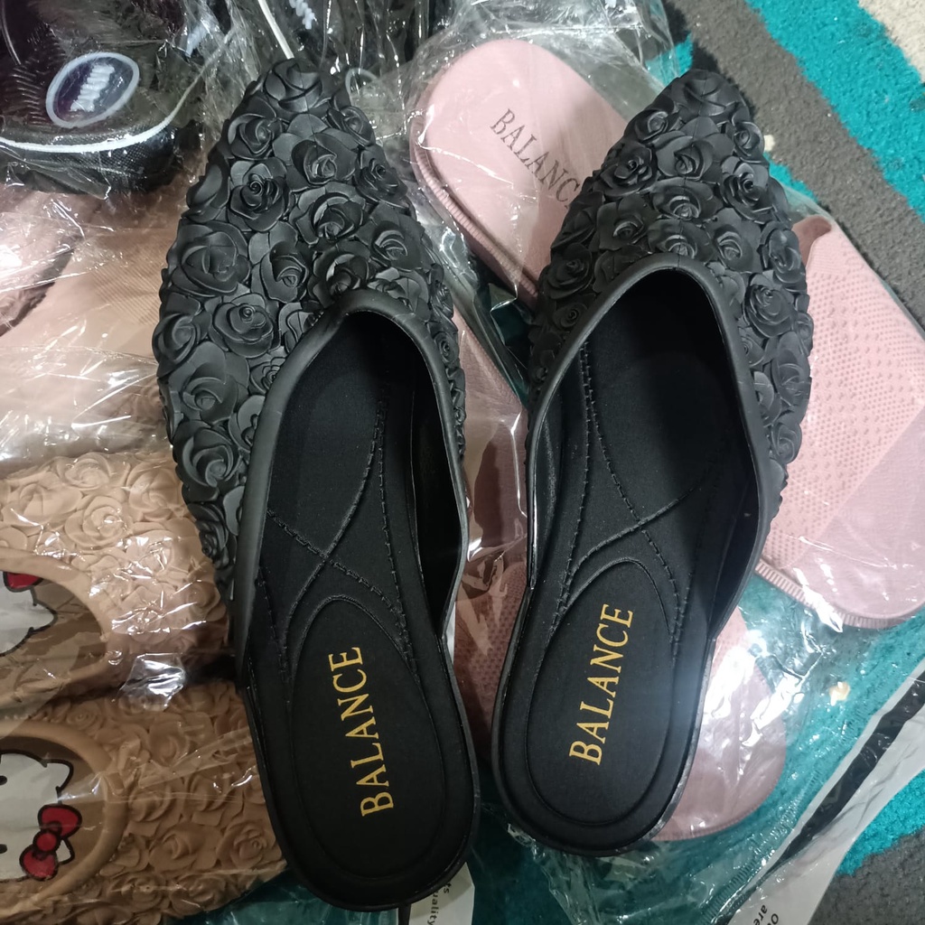 SANDAL SELOP JELLY PEREMPUAN DEWASA IMPORT BALANCE 602-1A-1(36-40) Sandal Slop Wanita Motif Rose Import Empuk Elastis Hak Selop SANDAL BUSTONG SANDAL BUNGA SANDAL MASA KINI