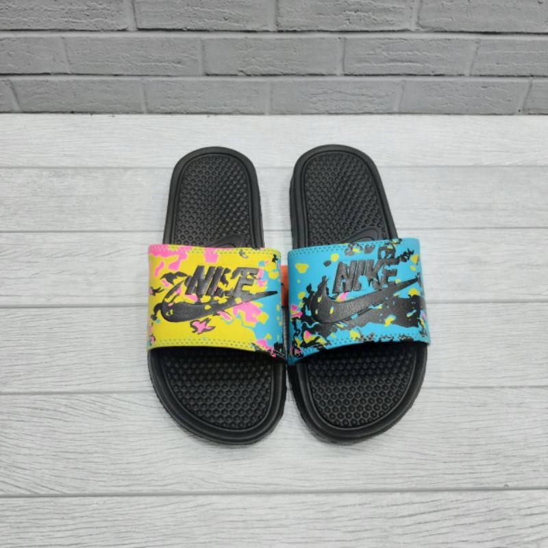 NEW ARRIVALSENDAL NIKE BENASSI SPLASH COLOUR