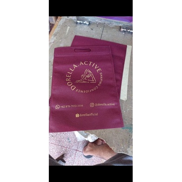 

Tas Spunbond Oval / Tas Kain / Tas Godiebag Sablon Ukuran 30x40