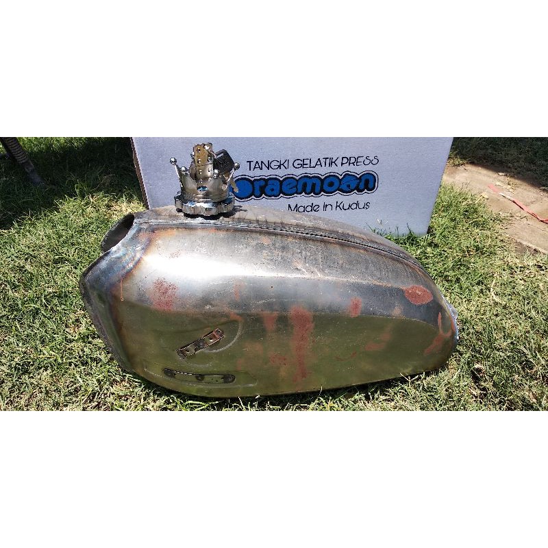 Tangki glatik cb press doraemon set tutup mahkota