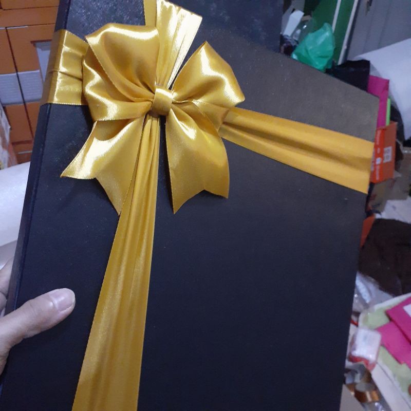 Box Kado Custom Warna Kotak dan Pita Jumbo volume 6 kg