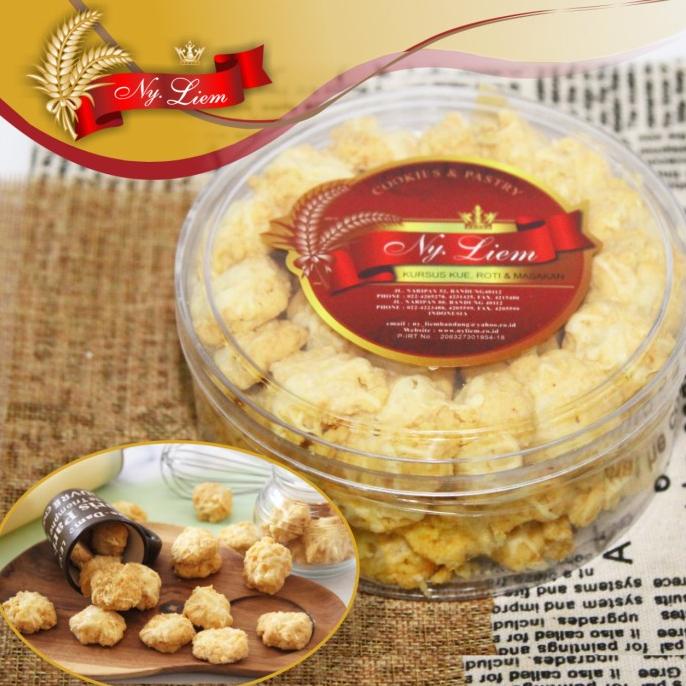 

:=:=:=:=] Butter Cheese Kue Kering ala Ny. Liem 1 toples