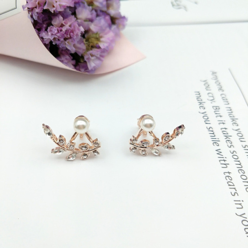 Anting Klip On Wanita Desain Daun Geometri Hias Mutiara + Berlian Imitasi Warna Gold / Silver