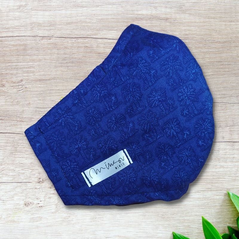 Masker kain dengan kawat hidung