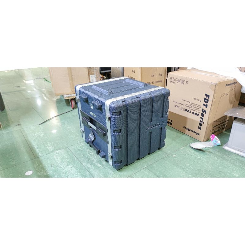 Hardcase abs proel 10u pakai roda / 10 U TROLLY