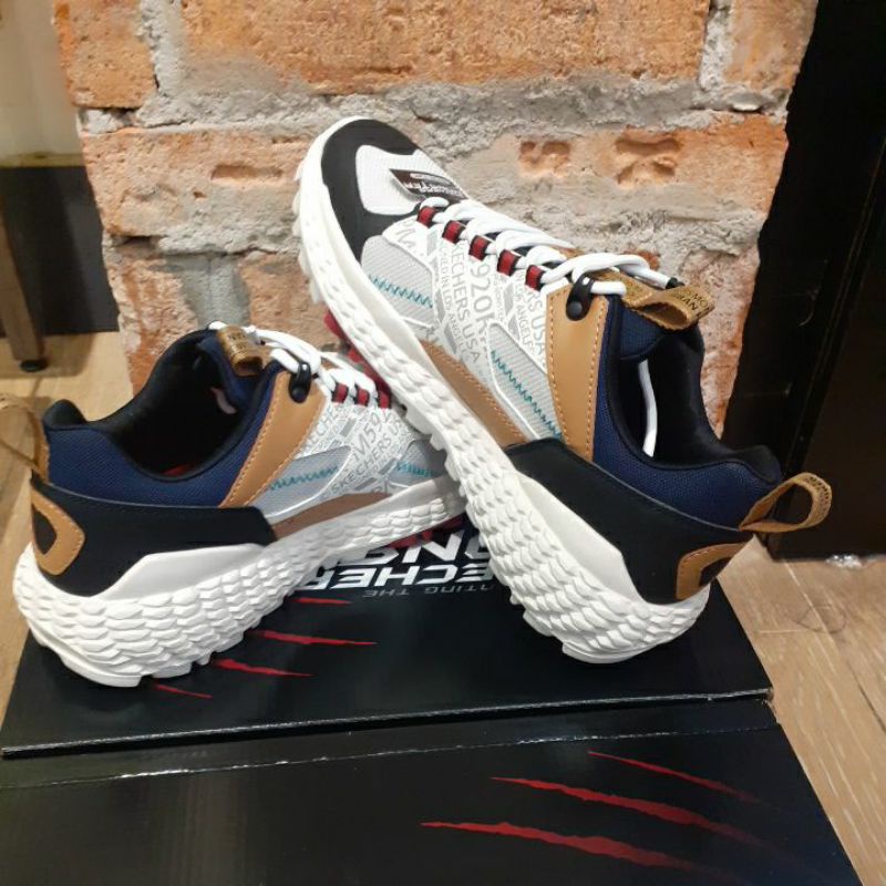 SEPATU PRIA SKECHERS MONSTER