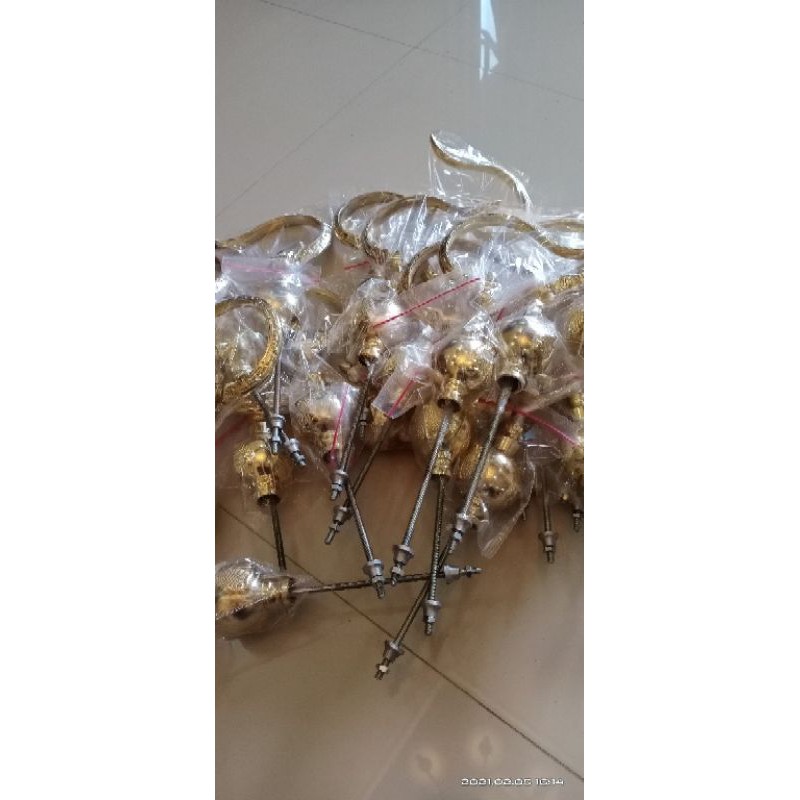 Gantungan cungkok JM