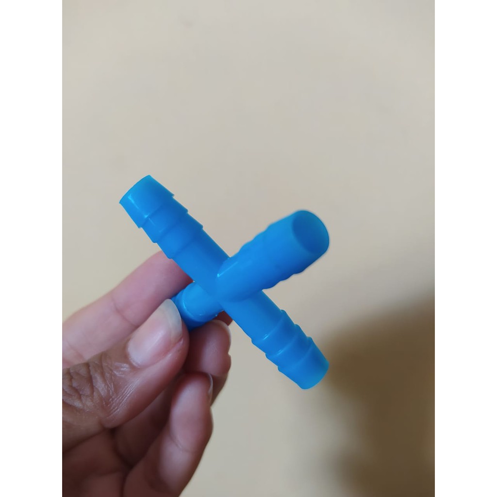 Konektor 4 Cabang 8mm 5/16inch  Selang Kelinci Air Minum Kelinci Ayam FEFARM