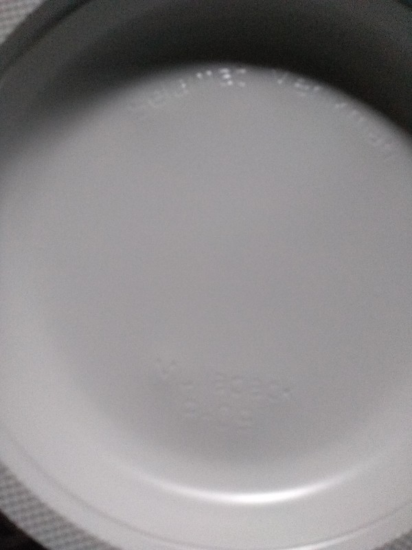 Piring Plastik Putih Susu P9 Besar Large Kue Ultah