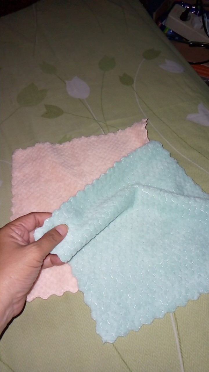 Kain Lap Piring / Lap Meja / Lap Tangan Anti Minyak Bahan Coral Velvet