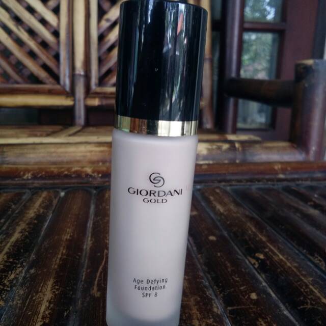 ORIFLAME giordani gold foundation