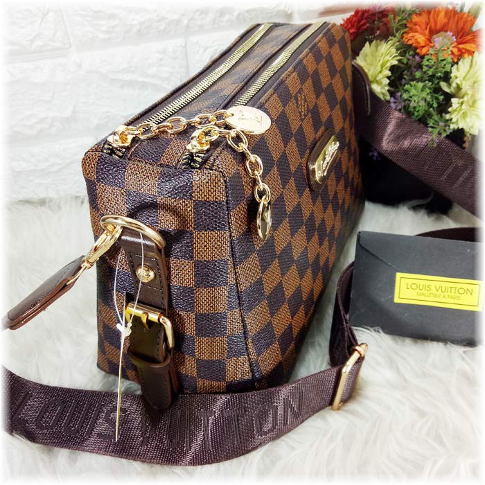 LV 2Ruang