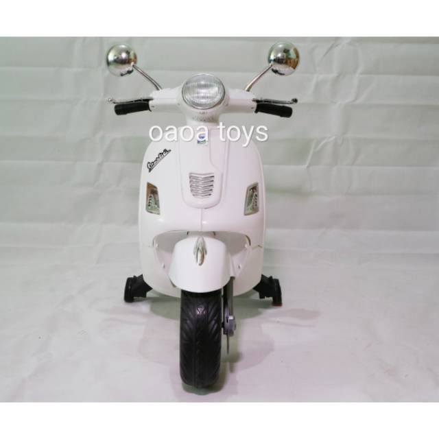Mainan Motor Aki Cas Anak VESPA M-288 Makassar