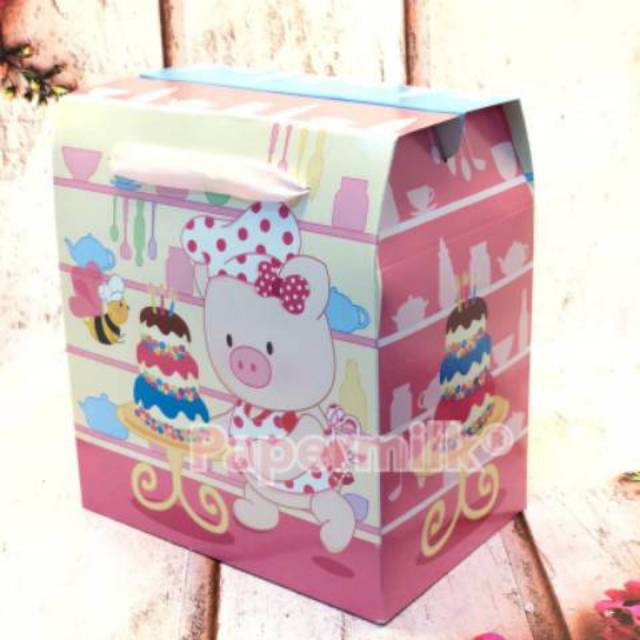 

Box Piggy Papermilk, BCRs OiNK 3 Size: 12 × 9 × 14,5 CM