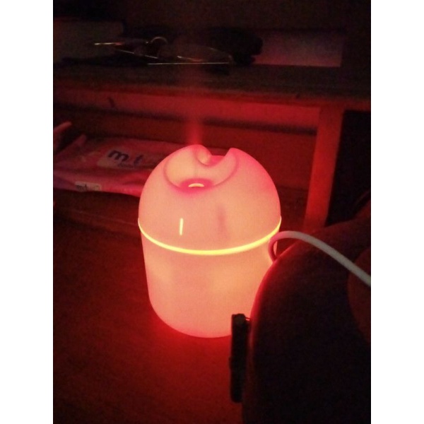 Humidifier LED aromaterapi diffuser pengharum penyejuk pewangi ruang mobil elektrik lampu RGB