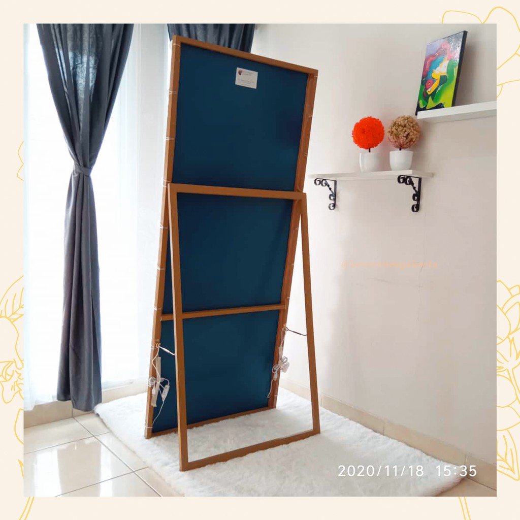 Aleesha Standing Vanity Mirror - Golden Creme 20 Lampu (WAJIB BACA DESKRIPSI !!)