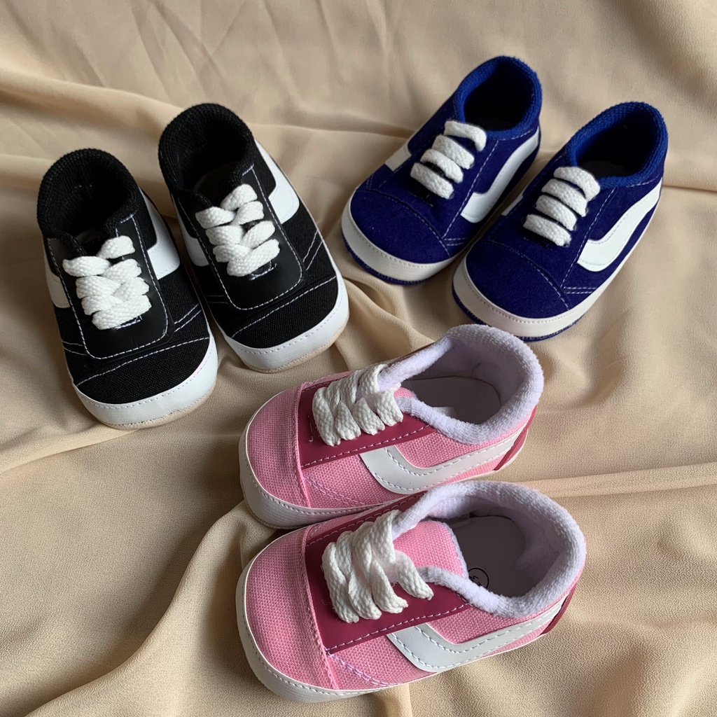 Prewalker Shoes Boy / Sepatu Vans Anak / Sepatu Import Keren Bayi Cowo SEPATU PREWALKER BABY UNISEX MODEL VANS (0-12 BULAN) TERBARU TERLARIS SEPATU ANAK TETAH TERMURAH TERLARIS SEPATU SNEAKERS BAYI BELAJAR BERJALAN EMPUK RINGAN ANTI SLIP PREWALKER VANS