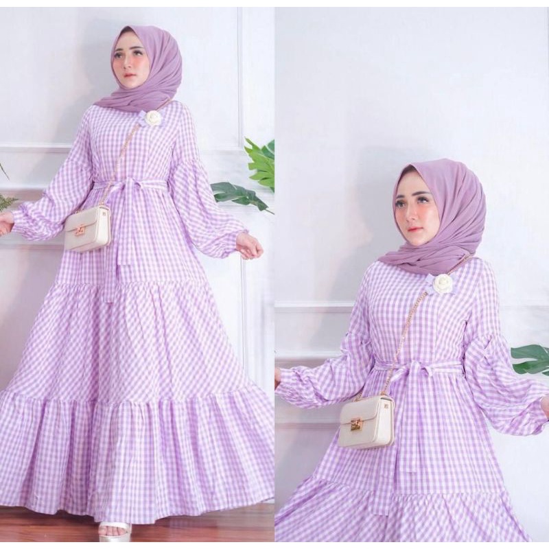 Lilac dress square