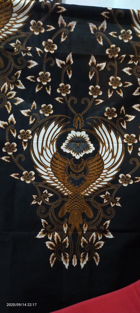 Kain Batik Solo Motif Sayap Garuda
