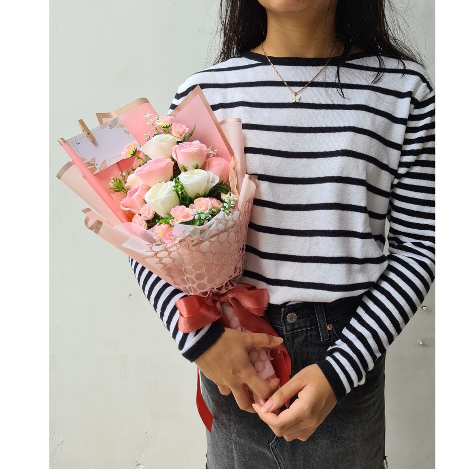 Buket Bunga Wisuda | Buket Bunga Ulang Tahun | Bunga Wisuda | Buket Bunga | Buket Boneka| Bunga Pink | Buket Valentine