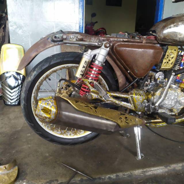 SLEBOR SPAKBOR BELAKANG CB125 CPX SLEBOR BELAKANG HONDA CB 125 CPX