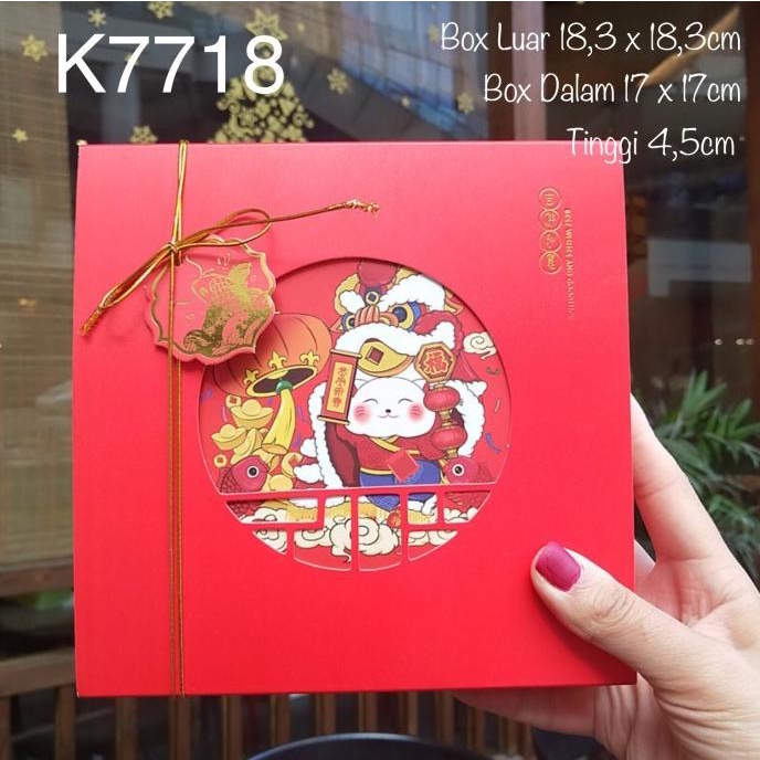 

Kotak Sincia K7718 Merah Imlek Lucky Cat mooncak37 Juara