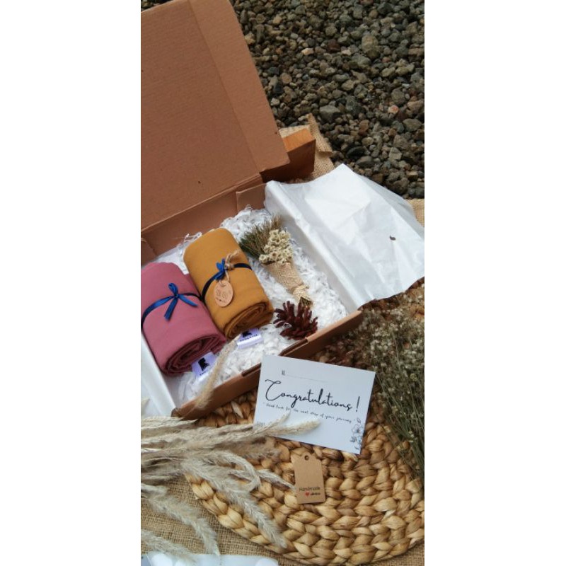 

gift box paket2 premium
