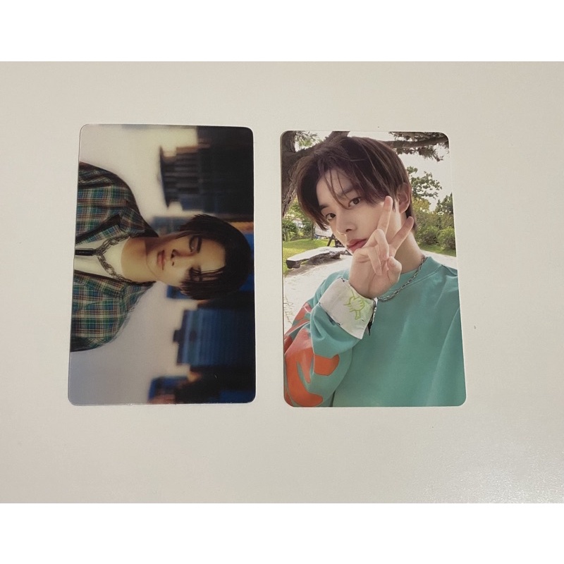 Jake SG22 Pc and Niki Border Carnival Lenticular