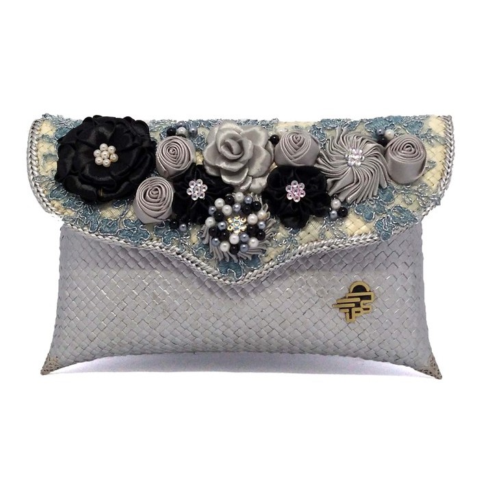 Putra Sukapura Dompet Anyaman Pandan Eksklusif Clutch Pesta Wanita-Silver Black Premium