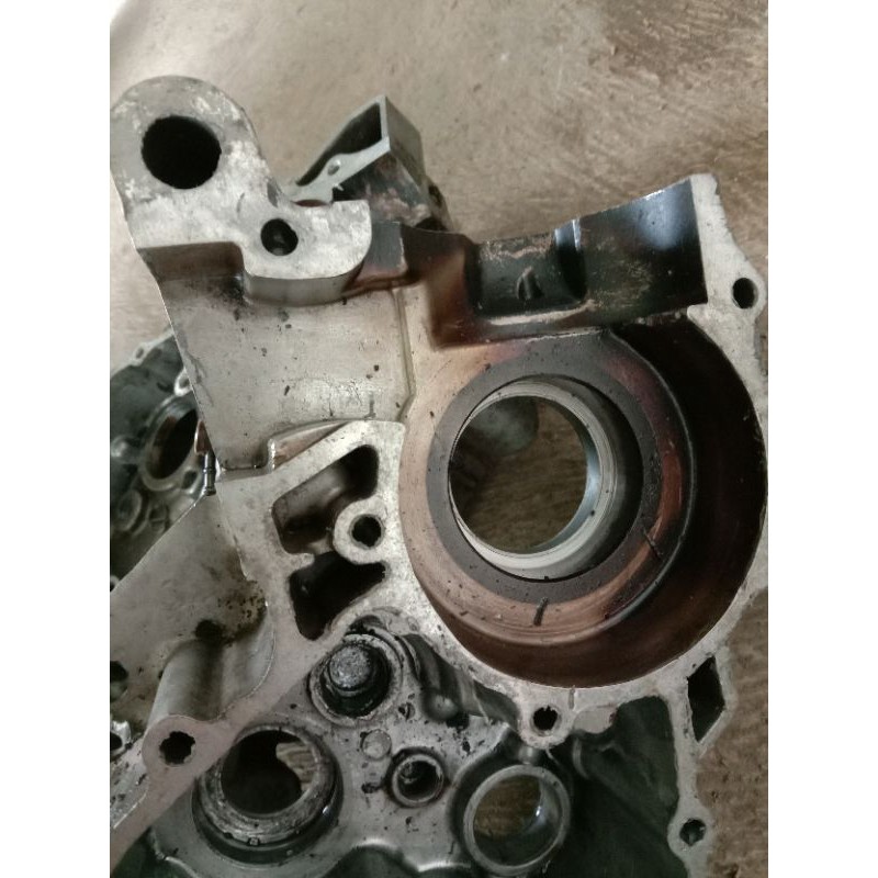 crankcase / blok mesin kiri satria ru 2tak 6speed ori copotan