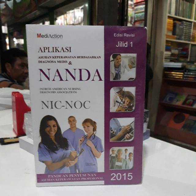 Buku Asuhan Keperawatan Nanda Nic Noc