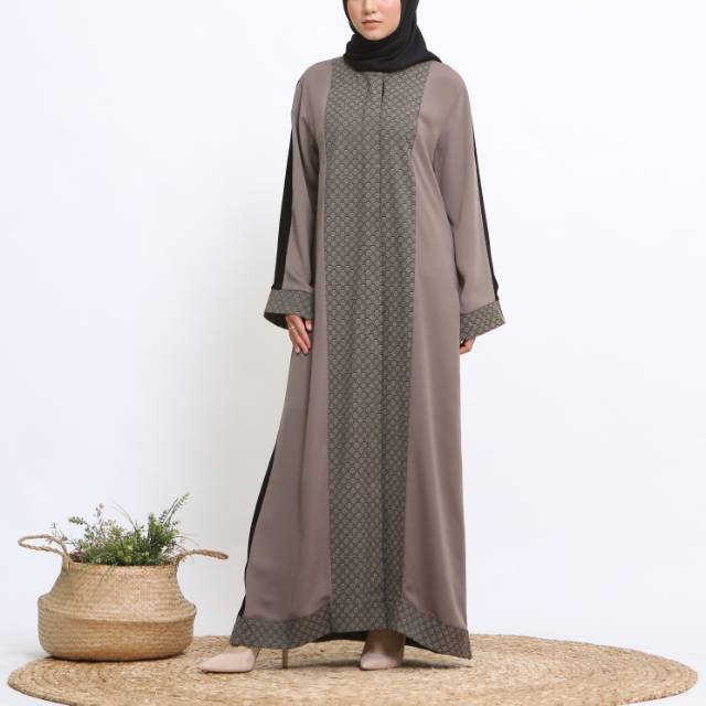 

Irsalina Tania Abaya