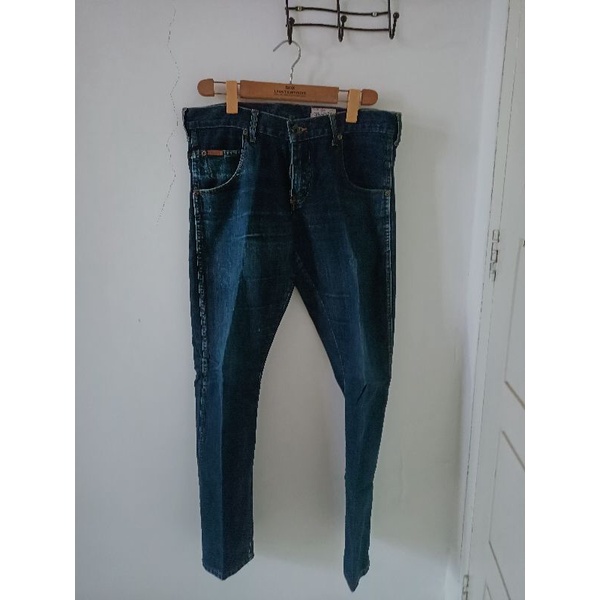 Jeans Pria Cardinal Preloved