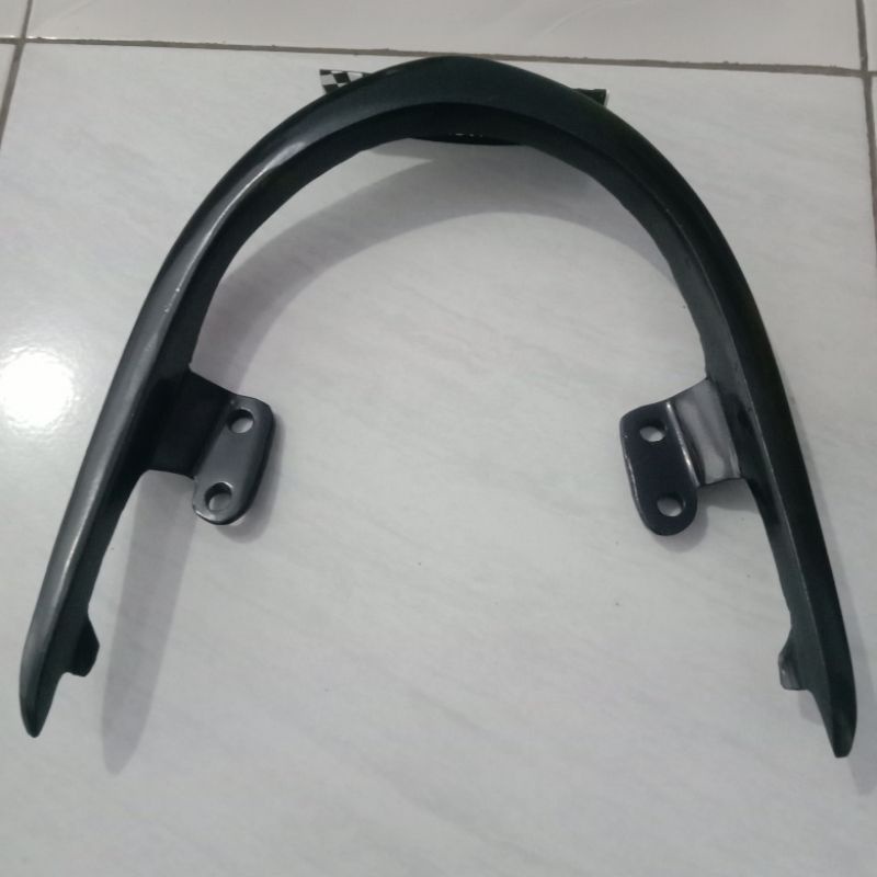 Behel Begel Pegangan Jok Belakang Motor Honda Revo Absolute model ori