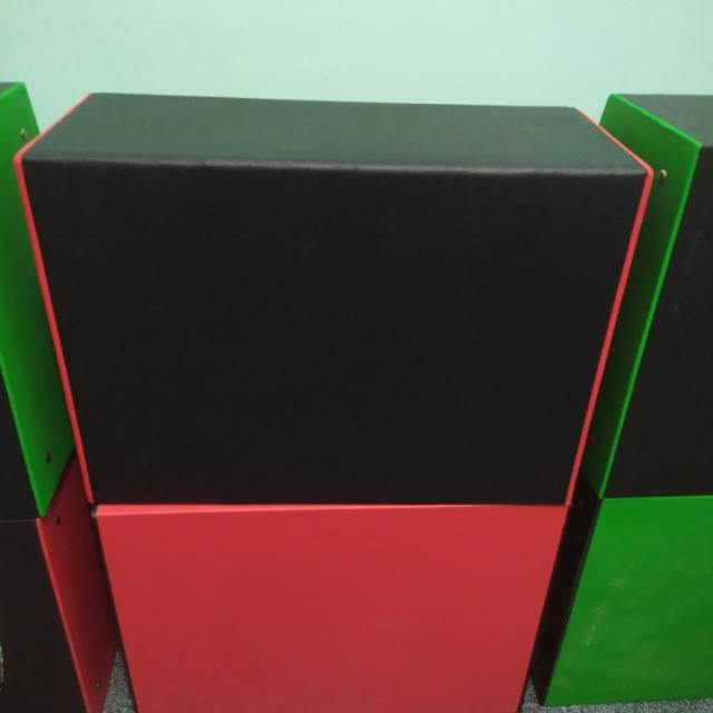 Box 12inch universal mobil, ukuran 40x35.