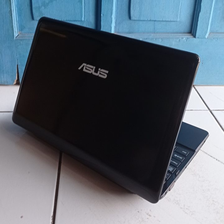 Asus 1215P Warna Hitam Layar 12 inch RAM 2GB 4GB HDD 320GB Netbook Second