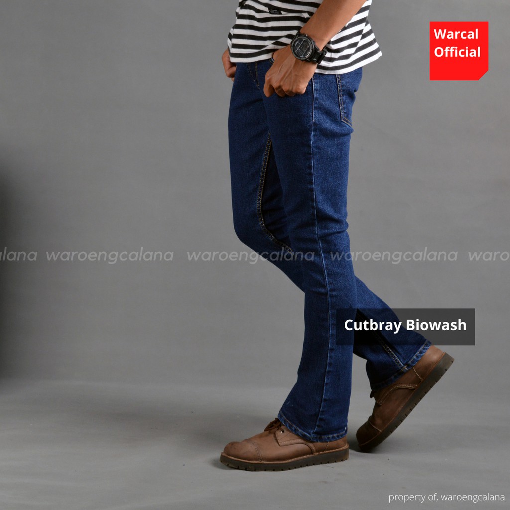 Varius Celana Cutbray Jeans Biowash