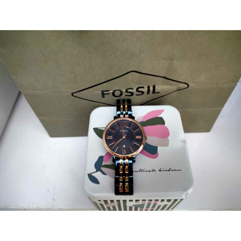 preloved jam fossil wanita