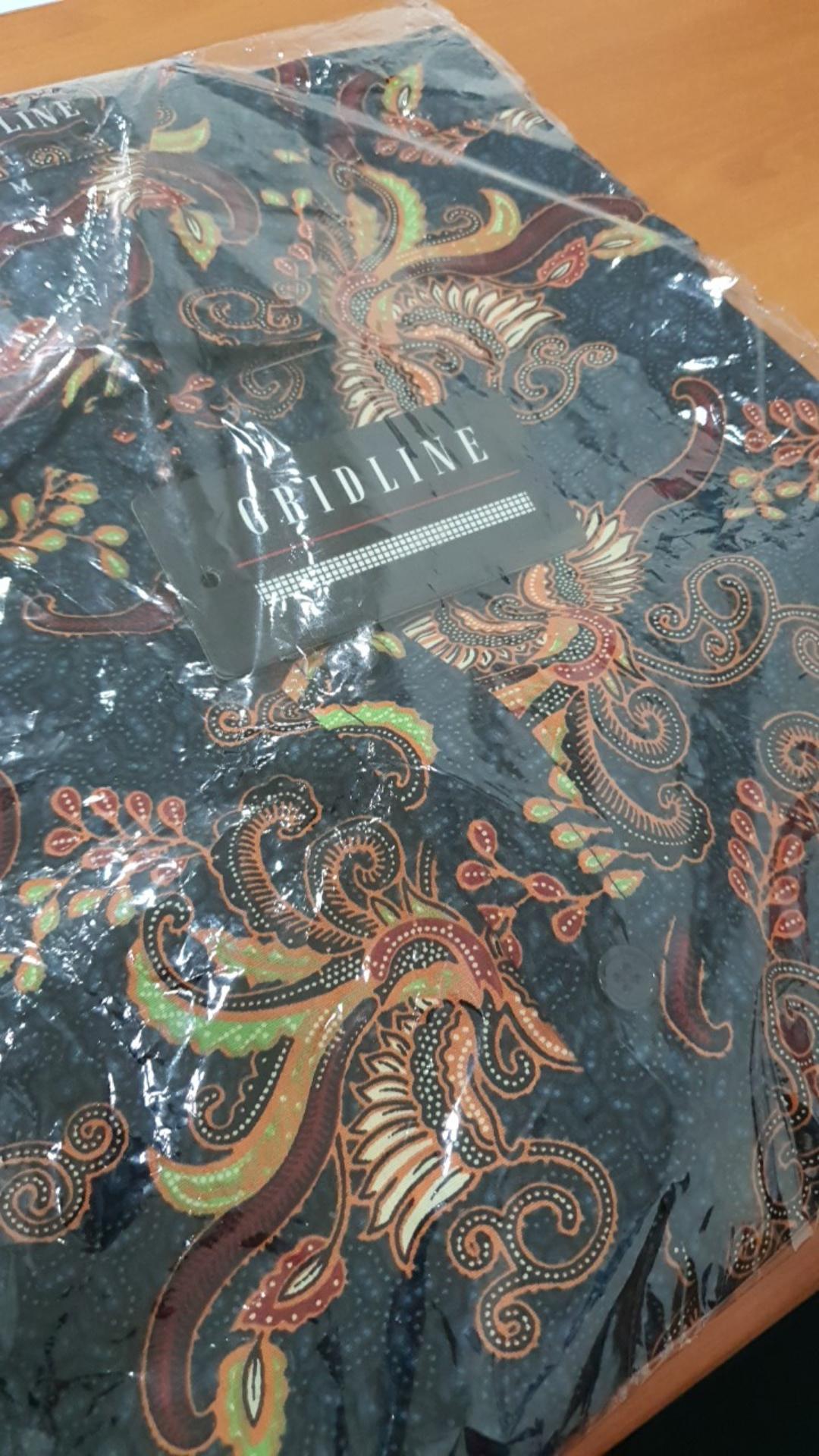 [gridline - R068 & R068-b] Kemeja Batik Pria Katun Lengan Pendek Regular Batik