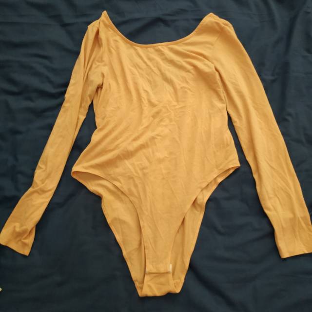 Atasan Kaos H&M Divided