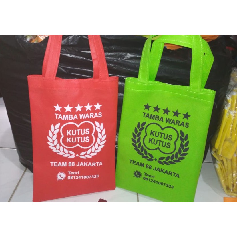 

TAS SOUVENIR FREE SABLON / TAS BINGKISAN MURAH / TAS SPUNBOND TERLARIS