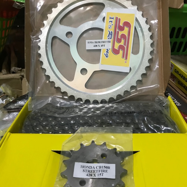 Gear SSS CHAINKIT SET 428 HONDA CB150R