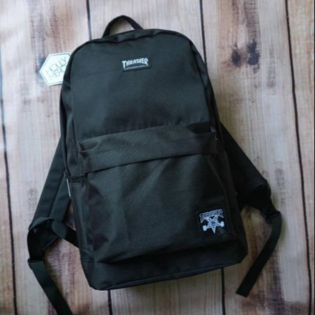 Tas sekolah thrasher hitam