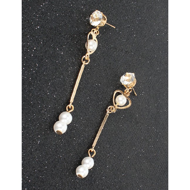 LRC Anting Tusuk Fashion Golden Imitation Pearl Love Alloy Hollow K60428