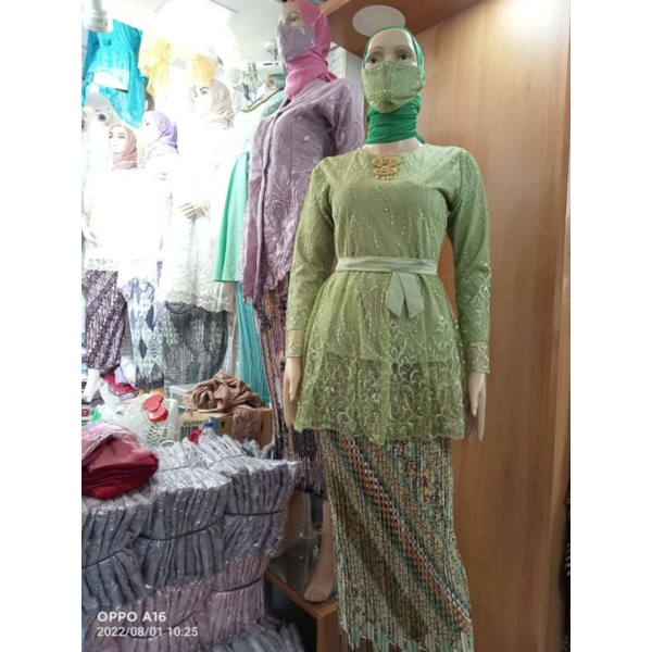 Kebaya wisuda lamaran tunangann kondangan pesta pita kekinian/kebaya wisuda murah/ kebaya kondangan/kebaya pesta